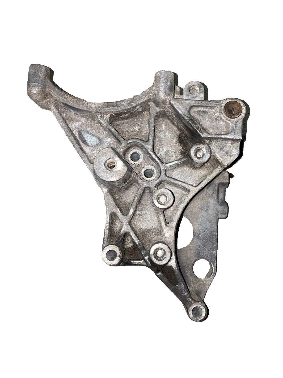 01-10 Chevy Silverado GMC Sierra LB7 LLY LBZ LMM A/C Compressor Bracket 97386417