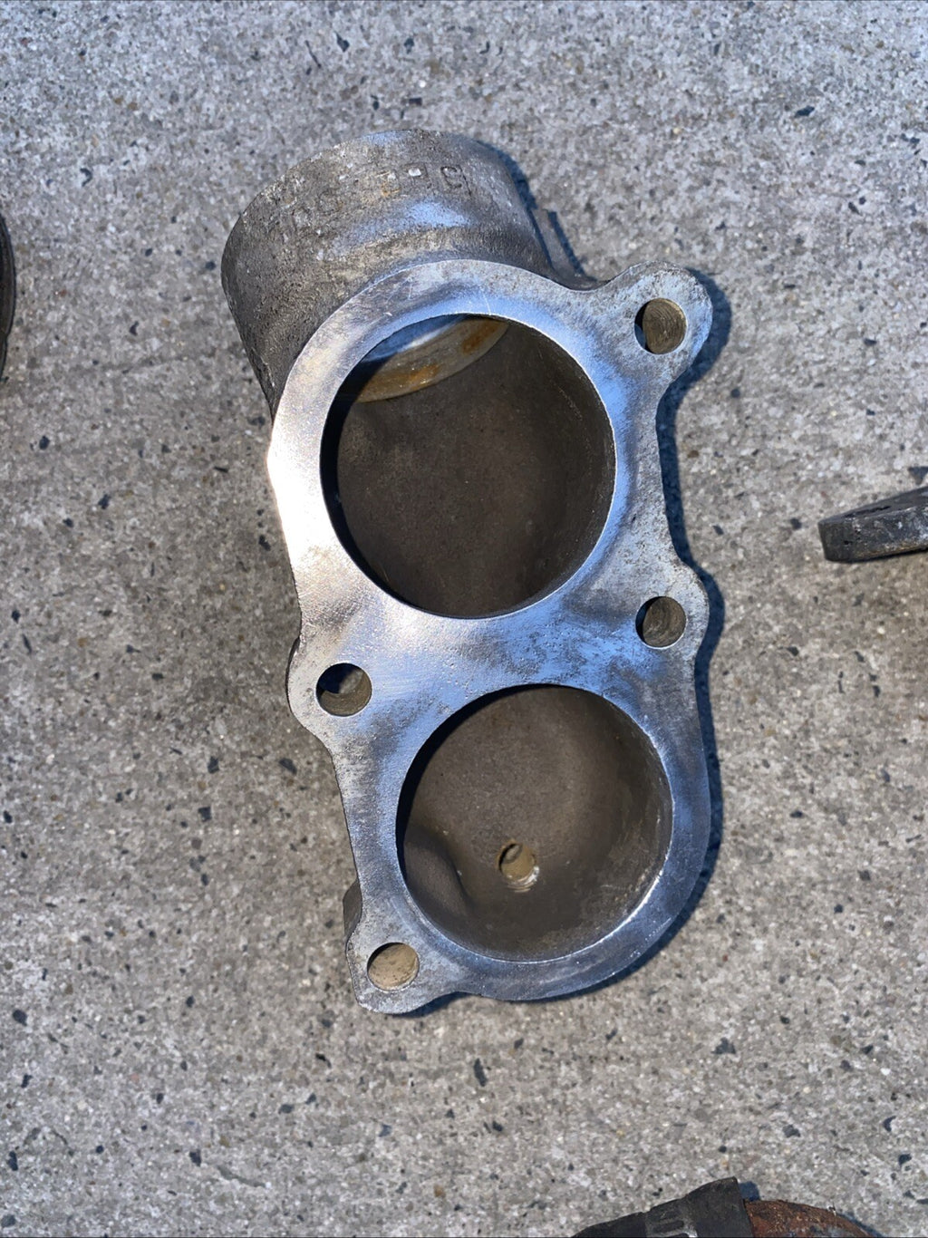 01-04 Chevy 6.6 Duramax LB7 COOLING THERMOSTAT HOUSING